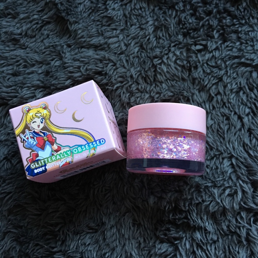 Colourpop x Sailor moon🌙 full collection Set NWT - Picture 11 of 13